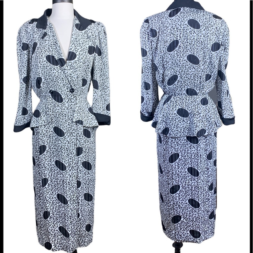 Vintage black and white geometric power dress